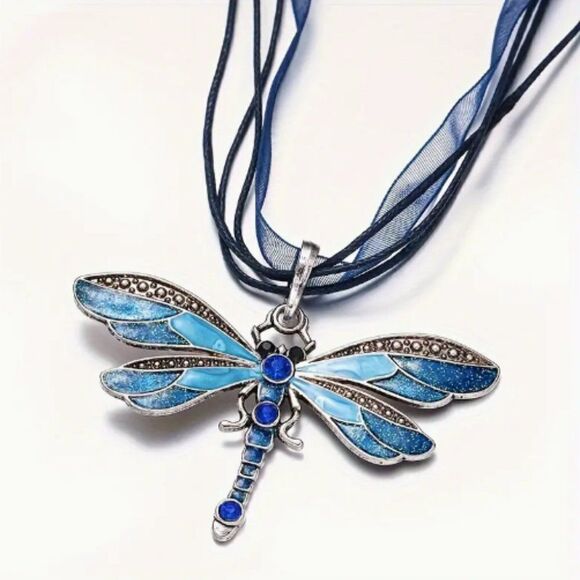 🔅🆕🔅 Boho Rhinestone Alloy Dragonfly Silk Ribbon Pendant Necklace✨ - Picture 4 of 12